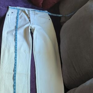 ! Levi Strauss White Denim Jeans